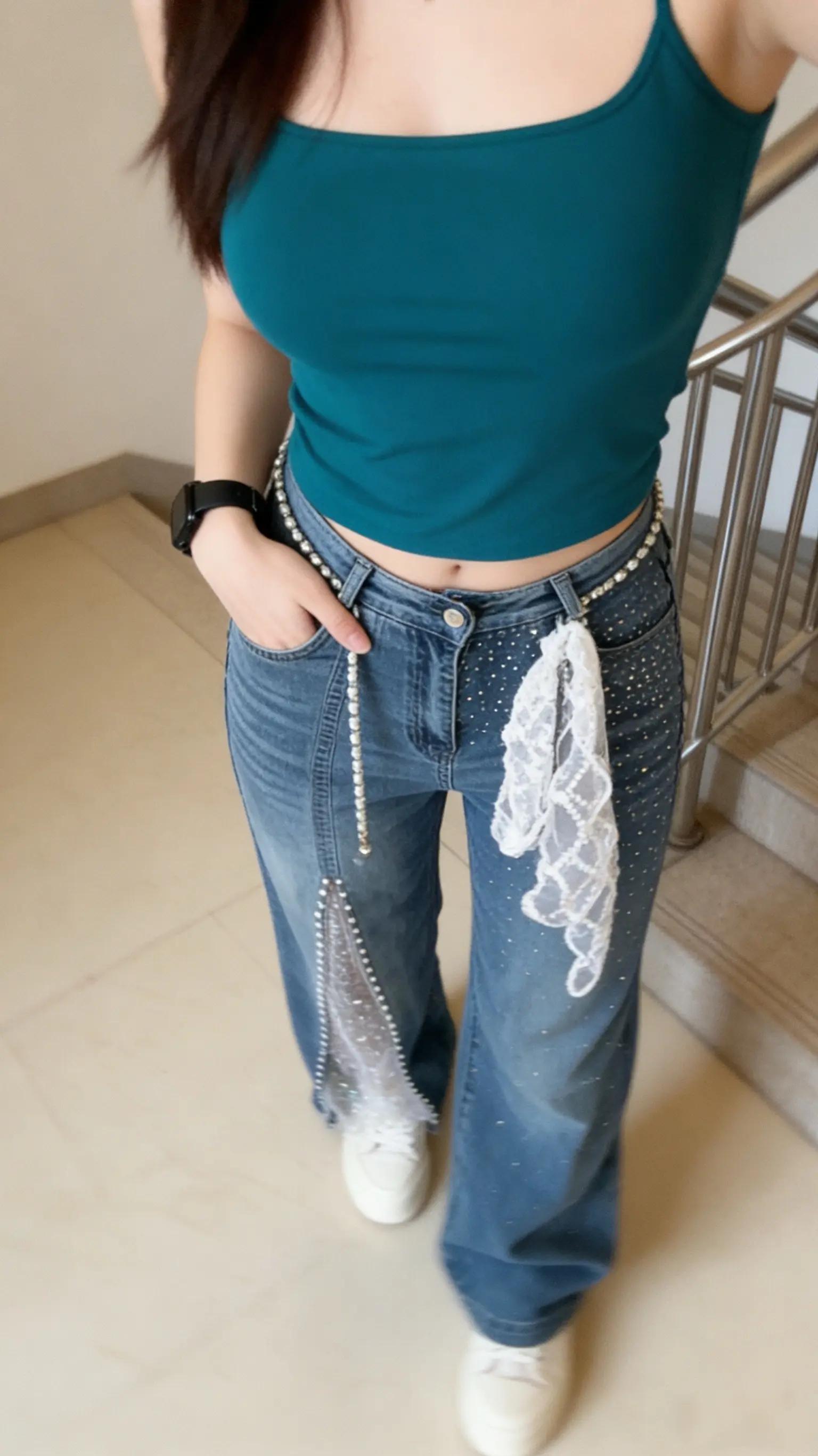 人和人走散真的太容易了，一天不联系，一周不联系，一个月不联系，不知不觉...