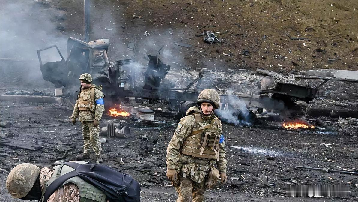 乌军红军城反击不是小打小闹，哈尔科夫战术灵魂附体

来源:心灵暴风雨

顿巴斯战