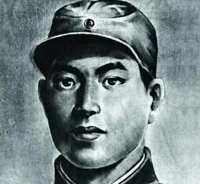 1944年，两名八路军到于家岭村借宿，村长好吃好喝地招待他们，暗地里却向鬼子告密