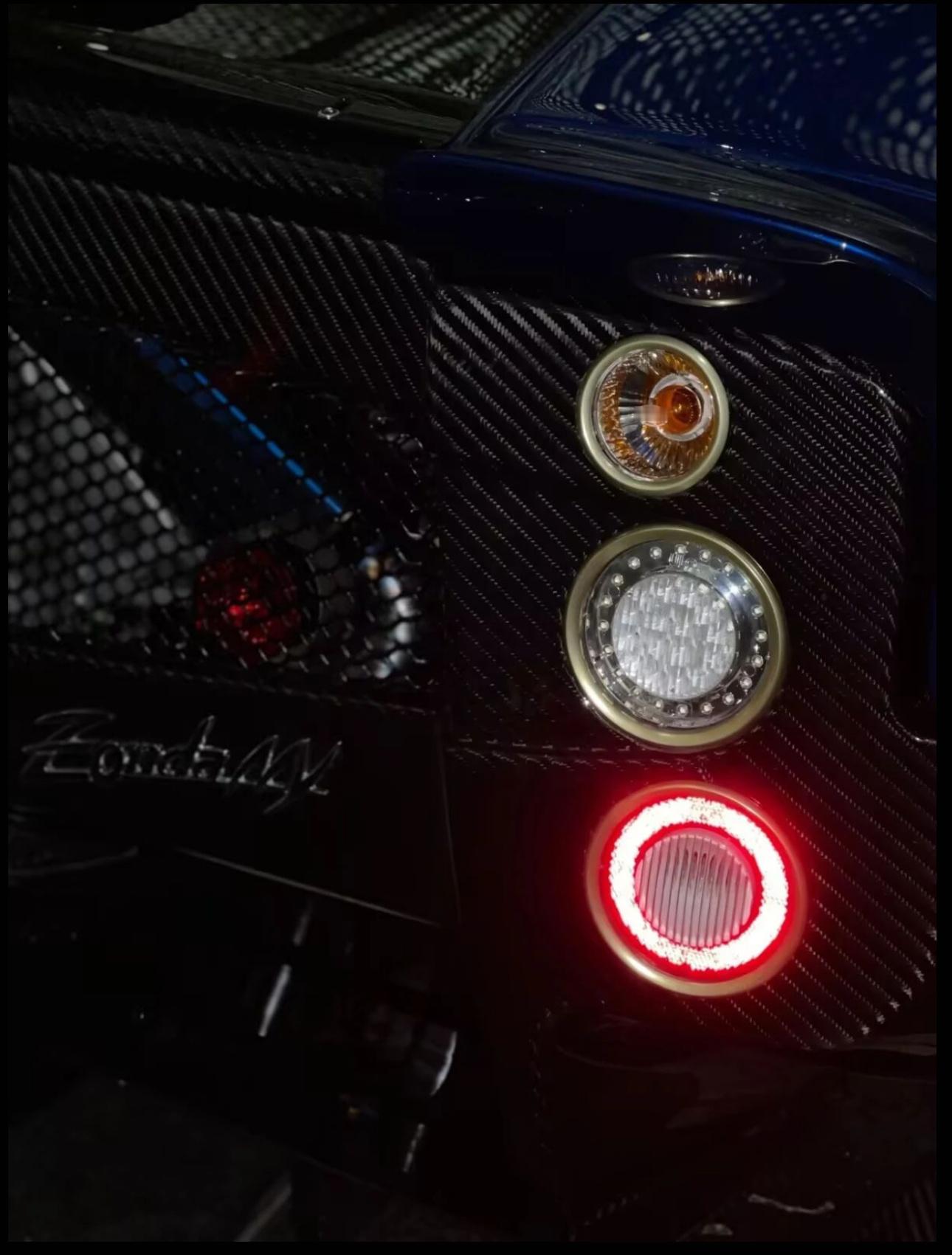 汽车评测帕加尼|Zonda 全是碳！一看到这个车我就想到了Mike大佬[允悲][