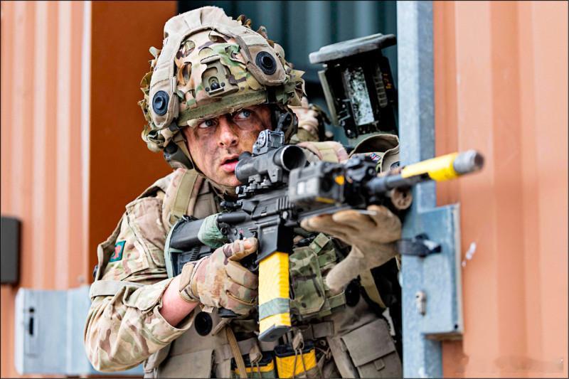 【英国推青年“空档年”计划 鼓励短期从军并提供薪酬】海外新鲜事 为应对军队长期招