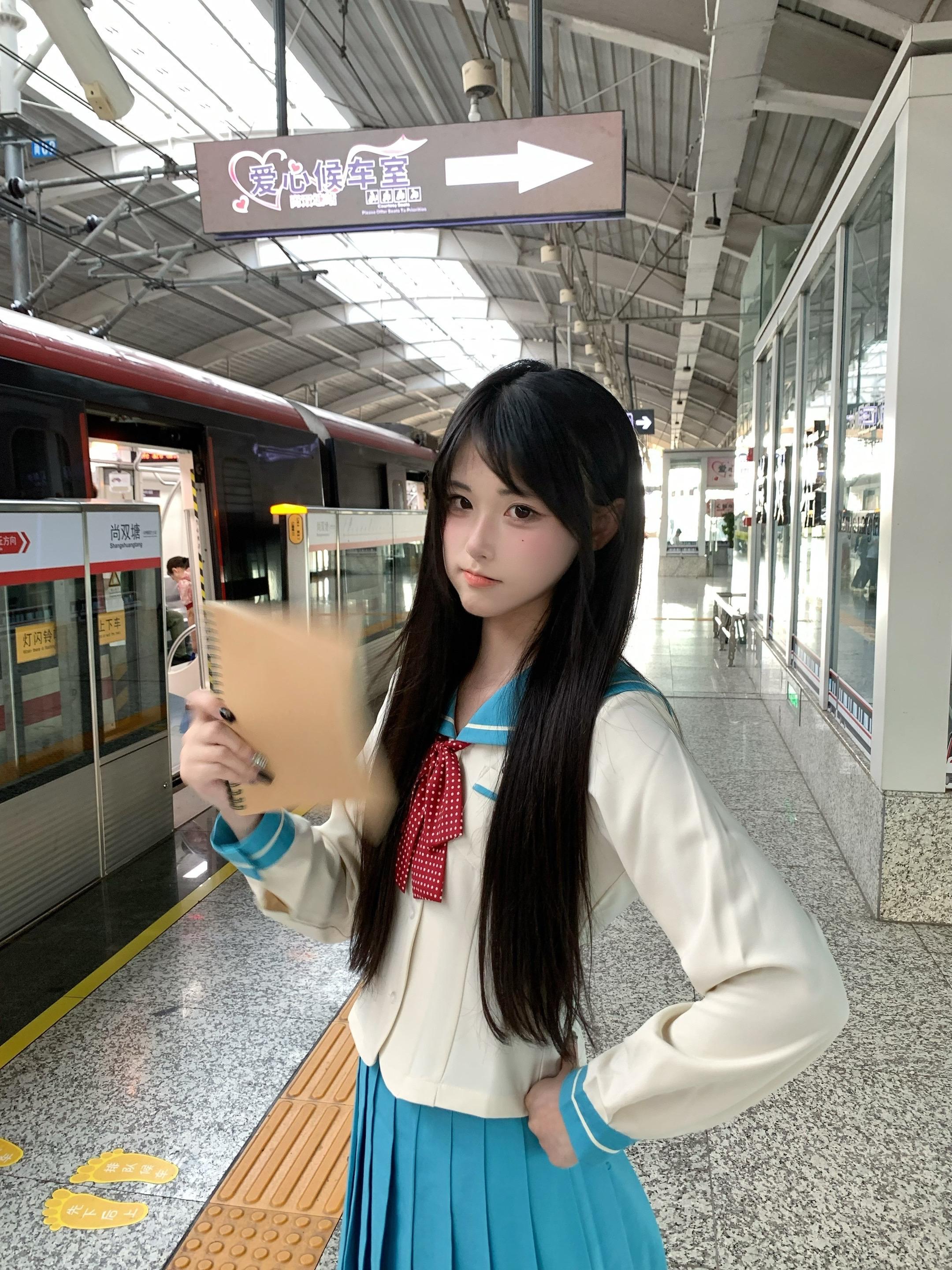 卖萌从未失手 ᵔ⤙ᵔ⌯ಣ