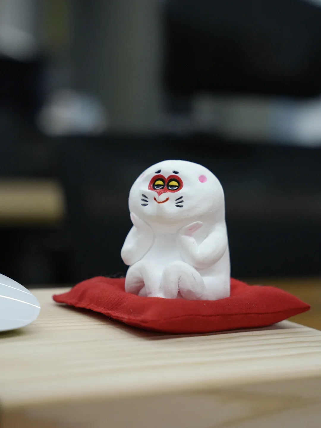 表情越贱，越逗人喜欢🥰