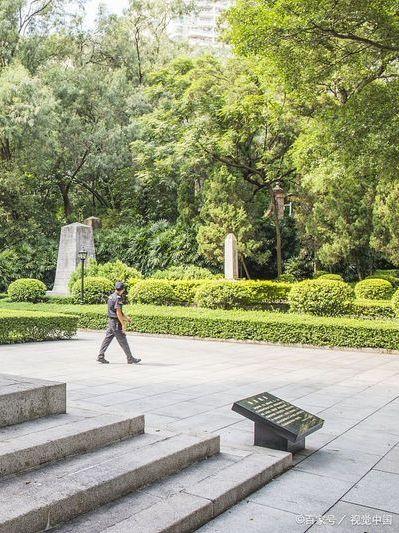 献花圈先敬先烈：郑丽文访陆前一步，为何能赢得两岸普遍好感
 
郑丽文即将率团访问