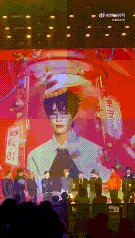 早安说谢谢朋友来陪我破防了谁都能从早安的语气里听出真心，成都生日场聚集了太多赶来