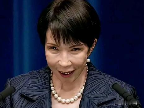 日本右翼称“中国最终会自己主动缓和局势”，话音刚落，中国开大。
 
明眼人都看得