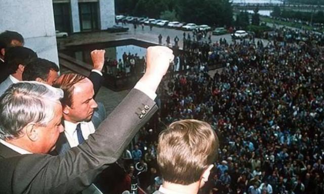 美国想不通：为何苏联解体不过30年，中国就已威胁到其霸权地位？


苏联1991