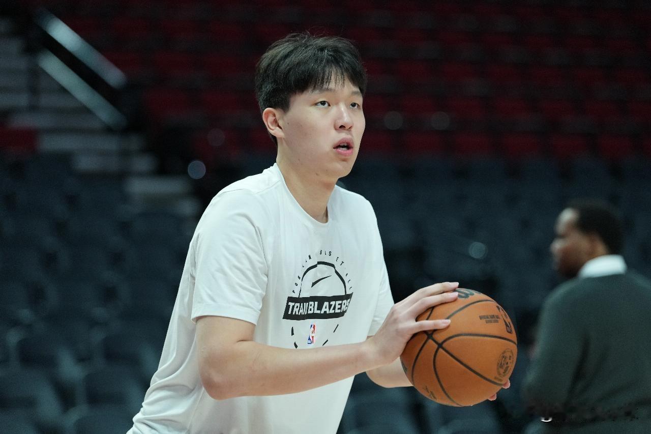 开拓者真是不给机会呀，打得好也是五分钟，打得不好也是五分钟，甚至有时候连上场的机