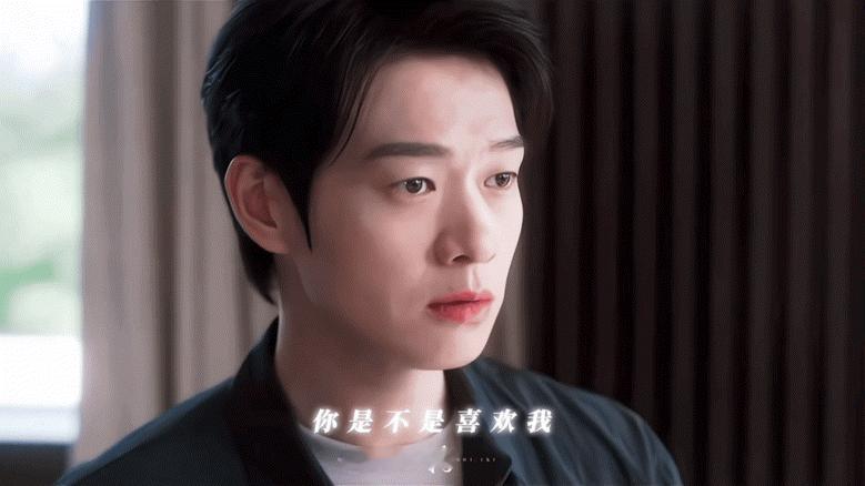 魏大勋[超话]王子变青蛙导演又拍都市爱情了 重温经典爱情质感！《无可替代》魏大勋