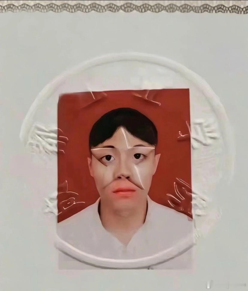 看一次笑一次这同学是得罪了盖章老师吧给盖成海超人了都 