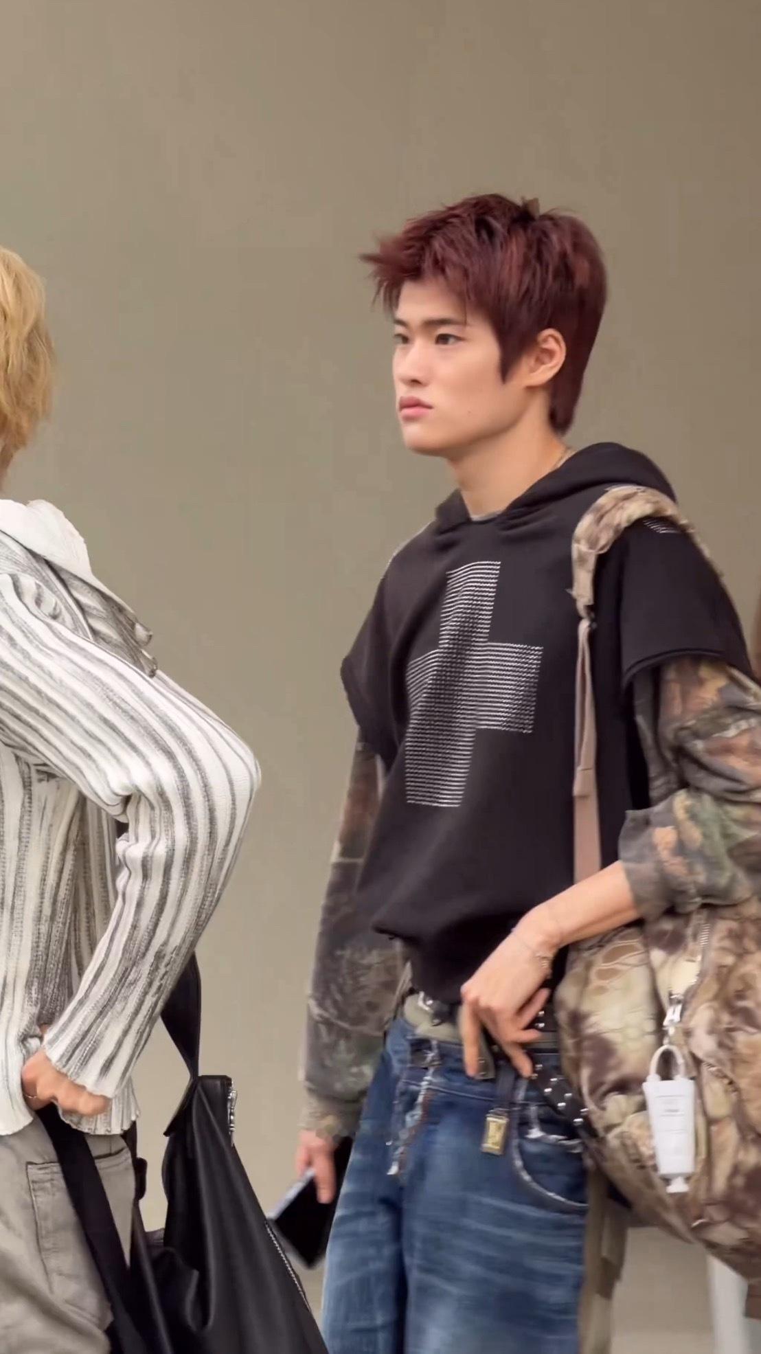 炤熙大人就是要露额头，生图那么帅  