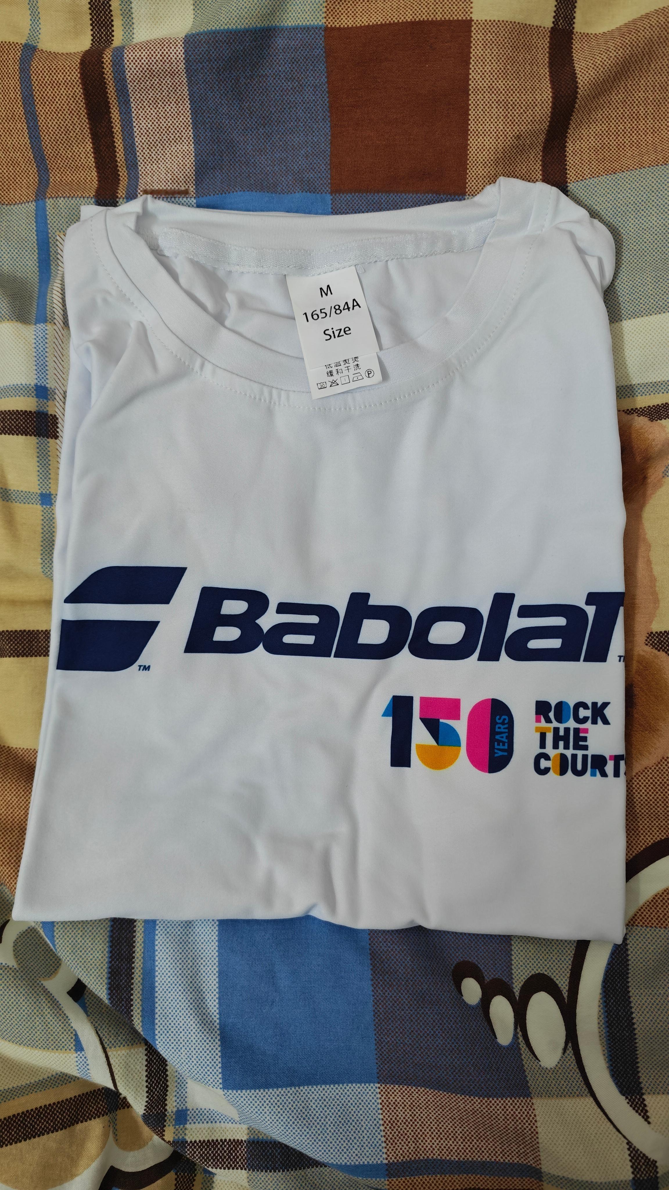 babolatfamily 年终福利继续!转发，后天（12.31）晚上抽一位朋友