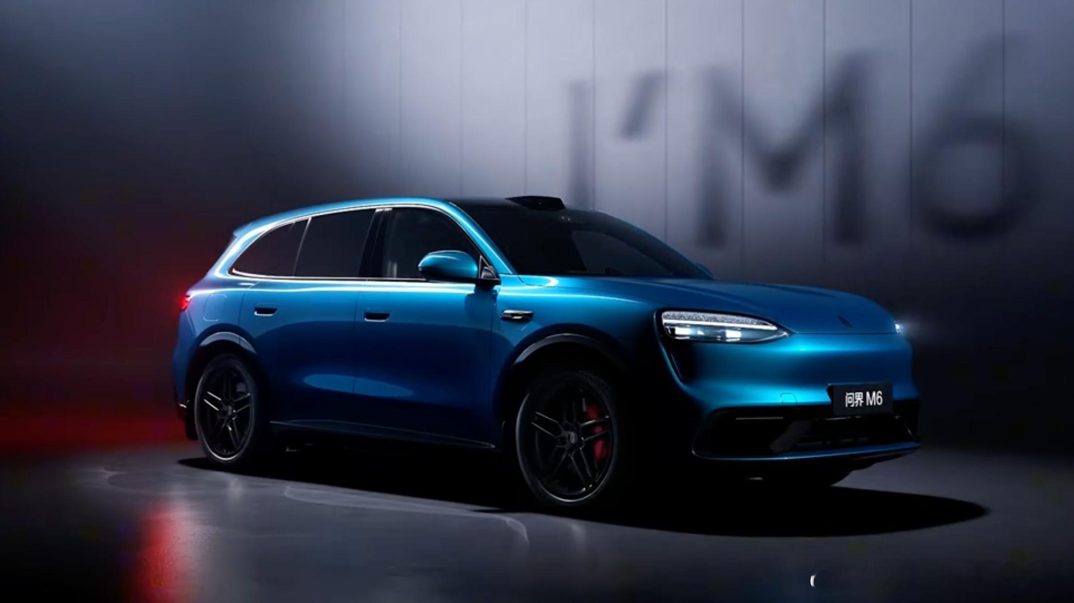 问界M6实力登场 鸿蒙智行绝对是“水晶灯厂”M6的整体风格，偏向运动，到符合25