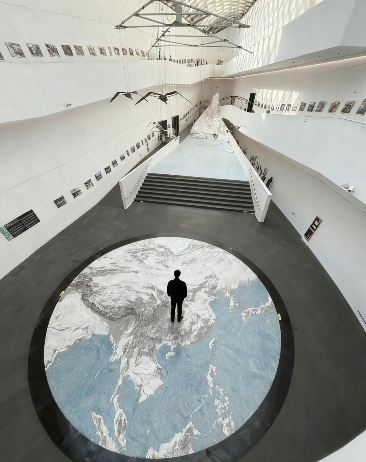 又发现了一个周末遛娃的好去处！
中国湿地博物馆
以前和朋友经常去西溪湿地玩
每次