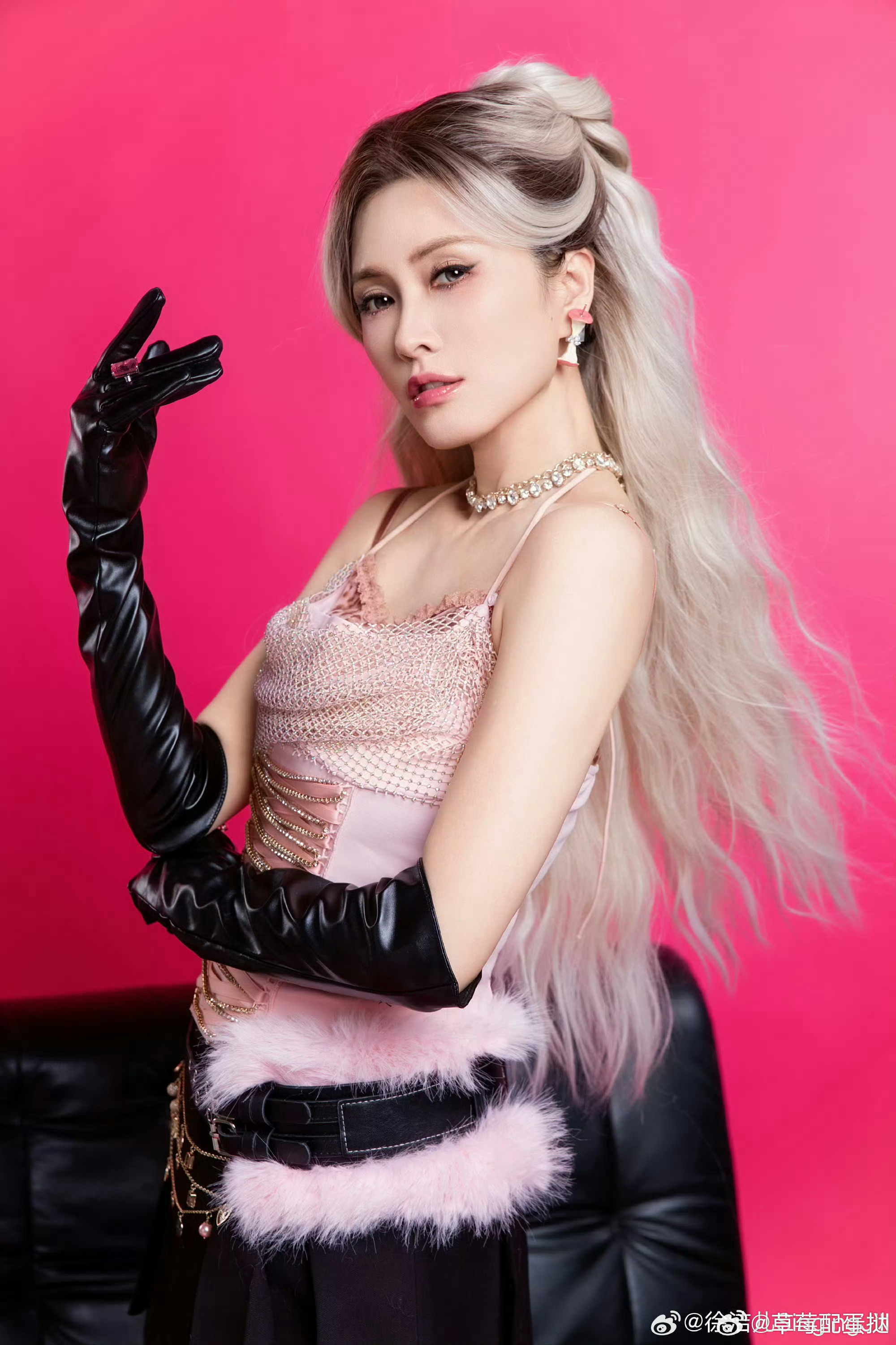 从未见过这样的徐洁儿徐洁儿凑热闹芭比造型徐洁儿芭比造型太绝了！姐感天花板美萌到犯