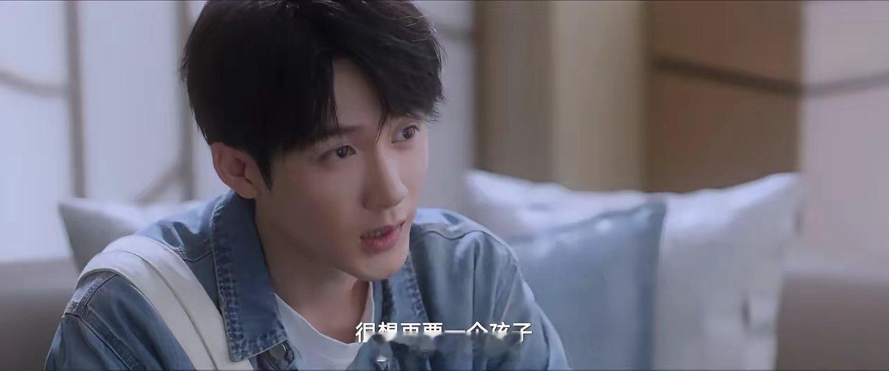 《犯罪图鉴2》真相就是，沈翊已经猜出周珊珊肚子里的孩子的亲生父亲是曹建，而不是曹