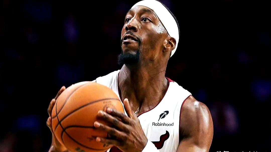 希罗一回来，热火更衣室就炸了？

球队最近直接一波4连败掉到东部第8，整不会了。