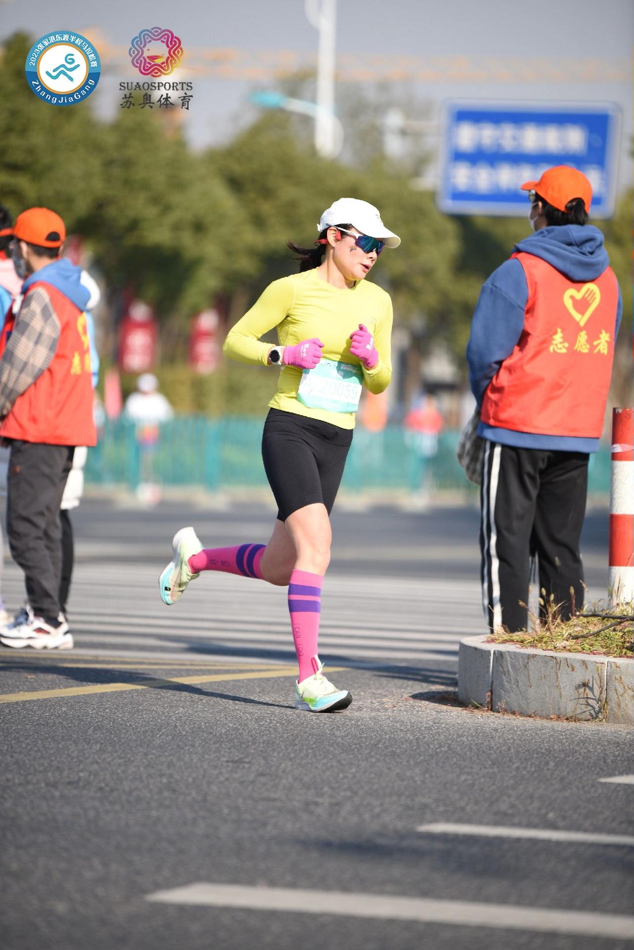 张家港半程马拉松，1小时27分跑完21公里，收获personal best🔥。