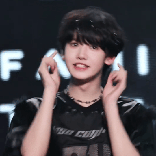 可可爱爱的小猪宝贝，跟粉丝碎碎念，分享日常，秋假去爬山的小宝宝，以后会越来越好的