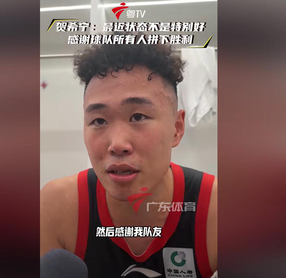 广东男篮地位不保！
过去提到广东男篮，很多人第一反应都是争冠热门，但这个休赛期，