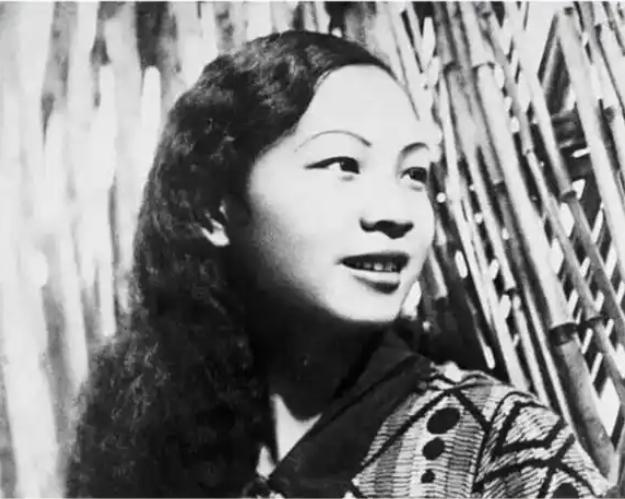 1964年，69岁的画家潘玉良从中国驻法大使馆得知丈夫潘赞化已去世5年的消息，此