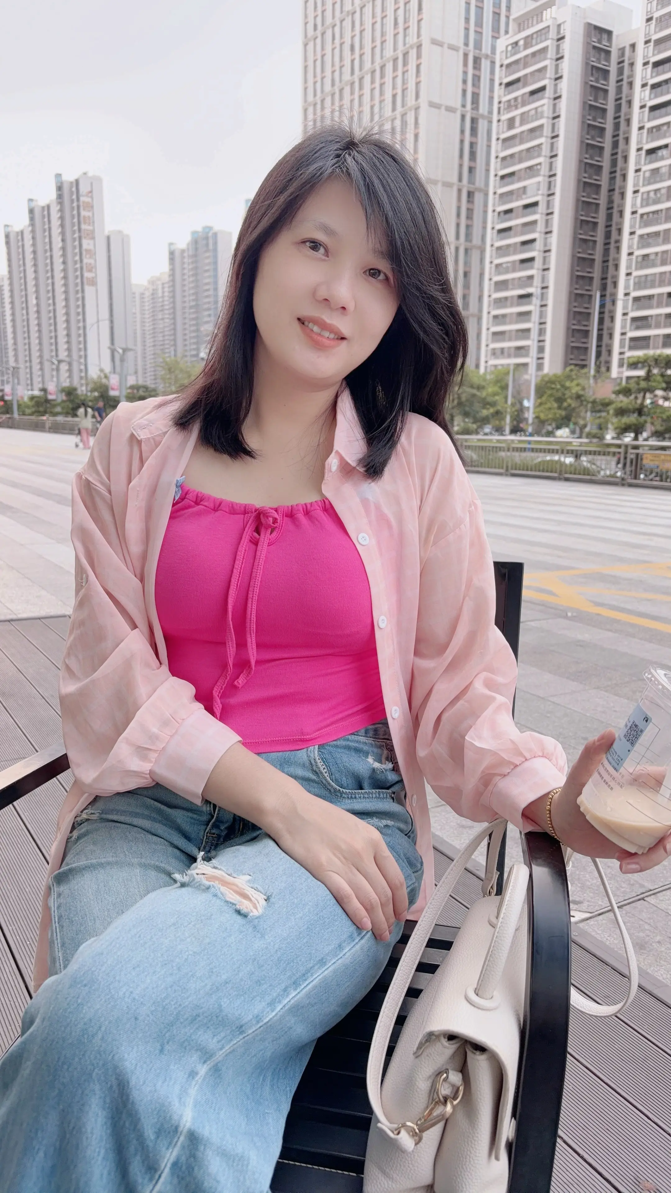 自我介绍来自广东茂名 身高1.65米，体重118斤  会开车会洗衣服会...