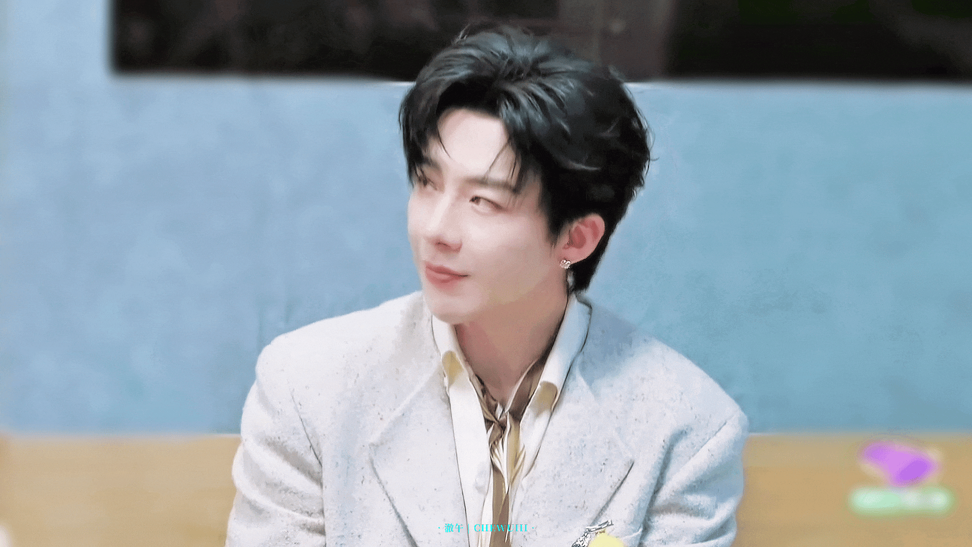 刘宇宁云秀行插曲何故 | 腾讯音乐由你榜 | 摩登兄弟 听《不会太晚》，在夜里与