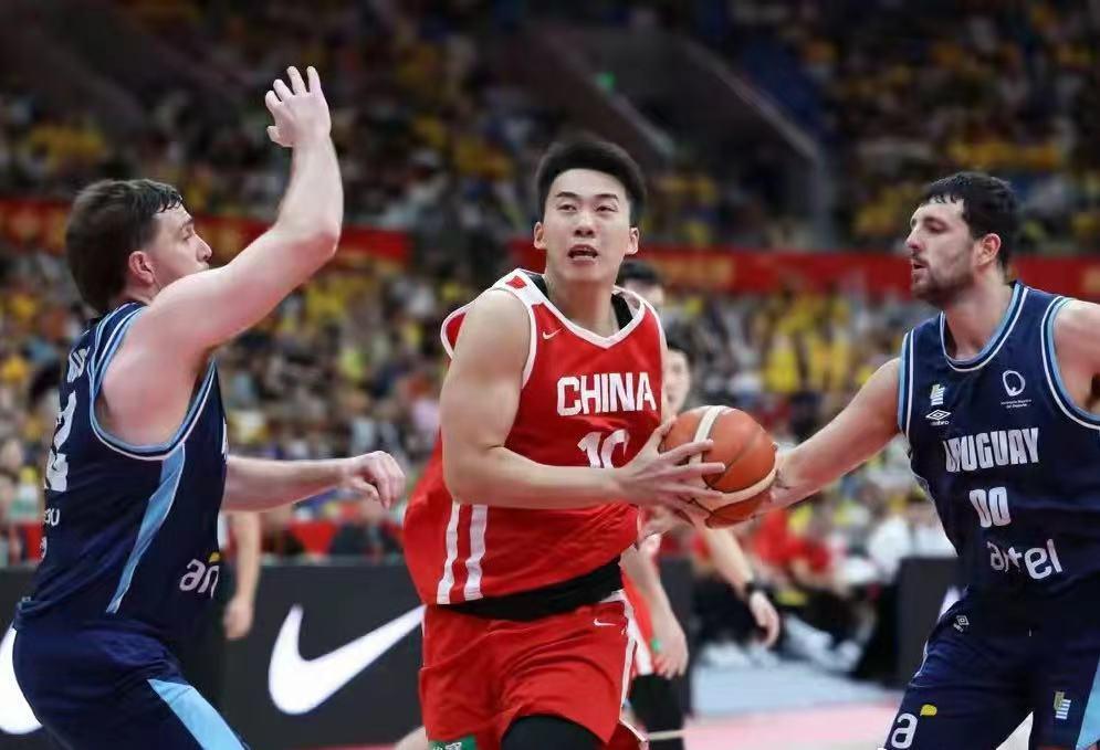 8月17日晚，中国男篮将在广东佛山迎来第三场热身赛，对手为新西兰男篮。首场对阵乌