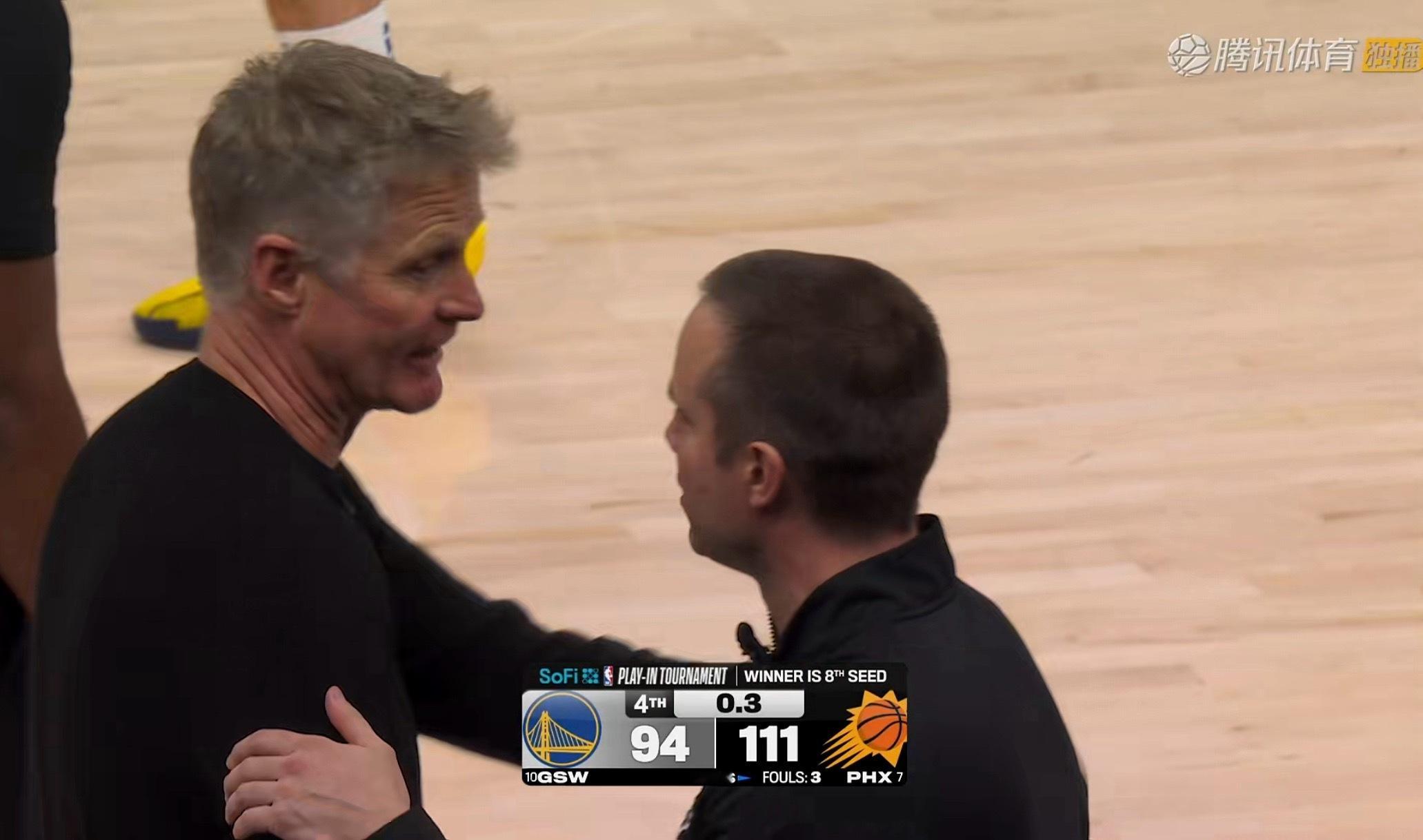 都尽力了，阵容差距实在打不过，现在都好好休息，期待下赛季的勇士！猜一手，赛后采访