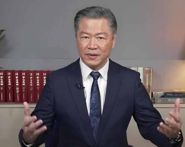 大家有没有发现，以前和日本有冲突的时候，国人都会自发抵制日货，这次冲突比历次都严