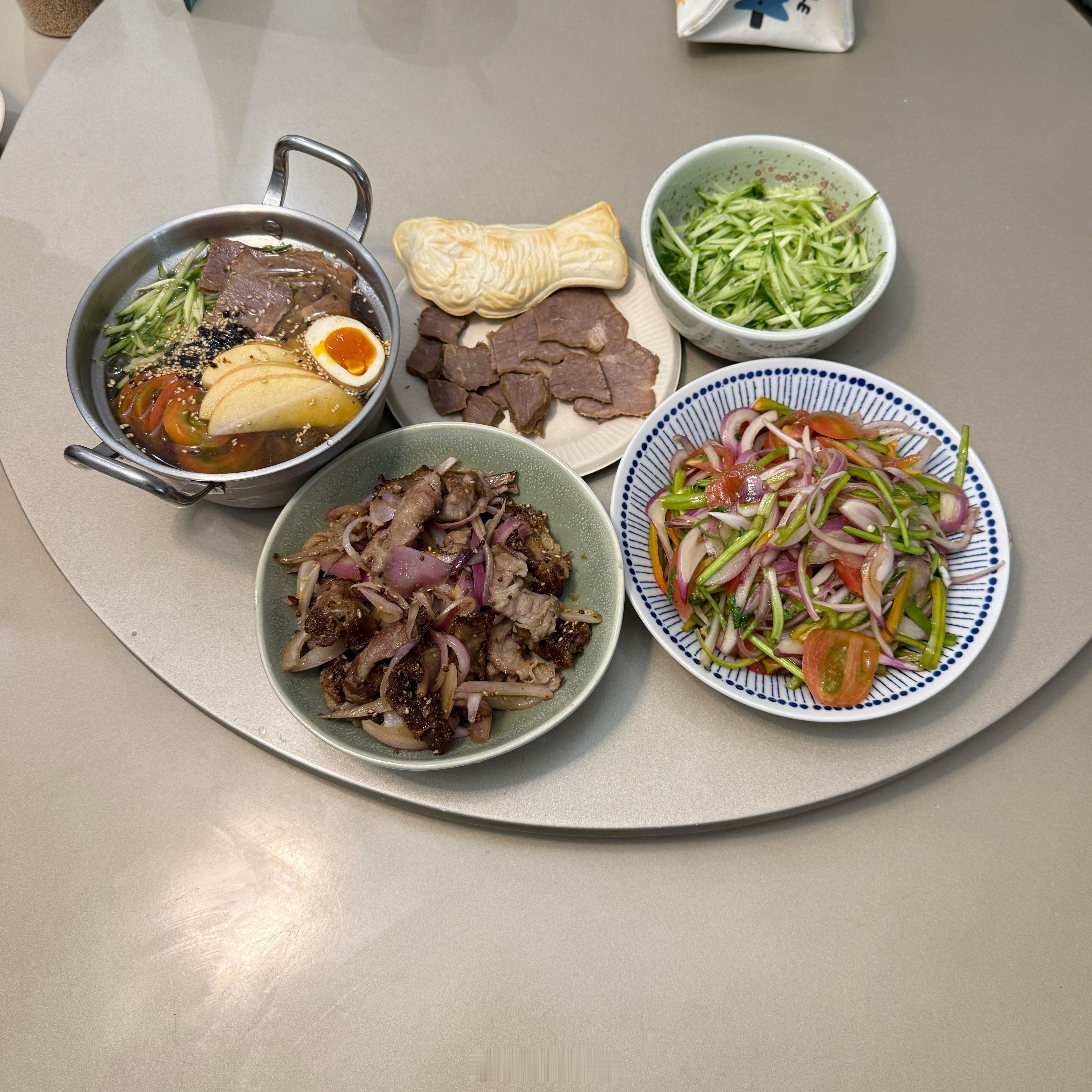 每天都有好好吃饭④① ​​​