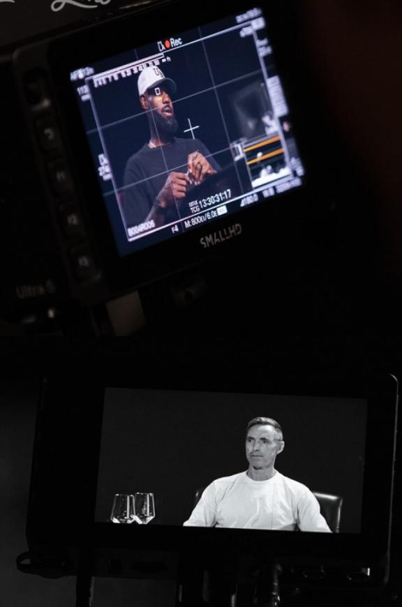 今日，76人球星詹姆斯更新了Instagram Story动态。詹姆斯转发了他的