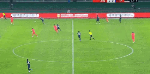 国足vs泰国 半场比赛结束 国足0-0泰国 张玉宁中柱 中超联赛热点解读
