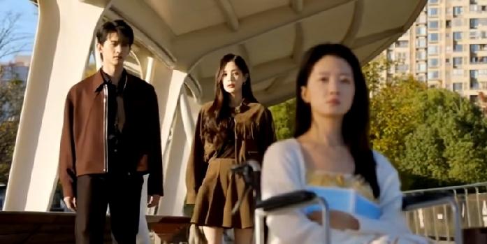 《美人余》预告 21-22集 
余梦卢蕙联手救韩广老婆，翁欣也是个被赘婿老公算计