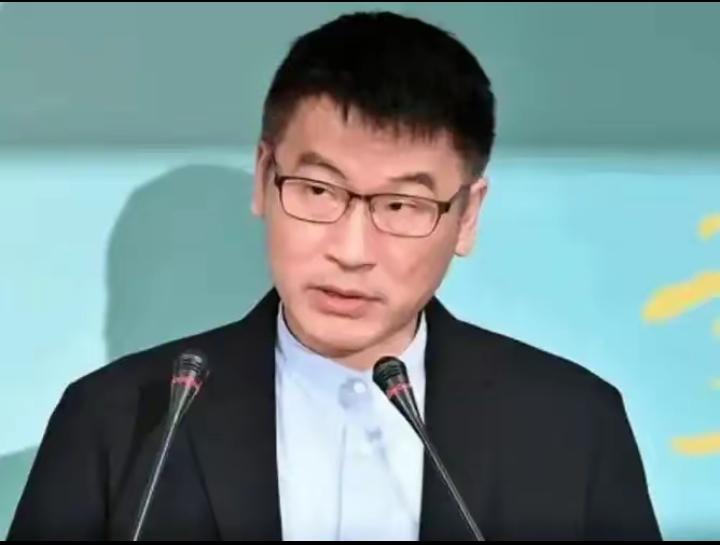 “就在刚刚，
​台“陆委会”发布声明，
​4月7日，针对国民党主席郑丽文今日上午