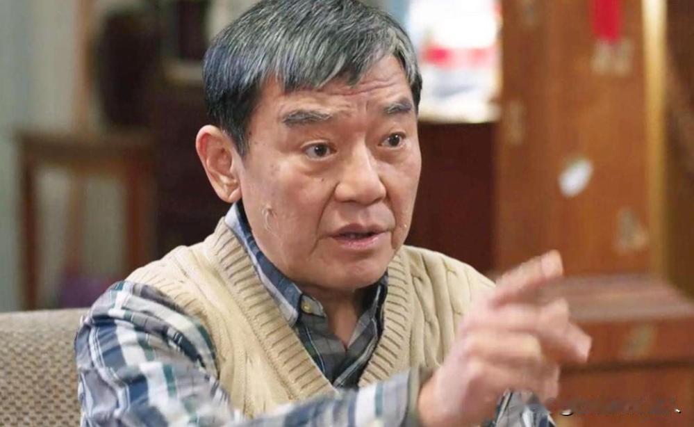 1984年，李立群的父亲在睡午觉时突然听到收音机里传来：“河南省孟县的李建宇，寻