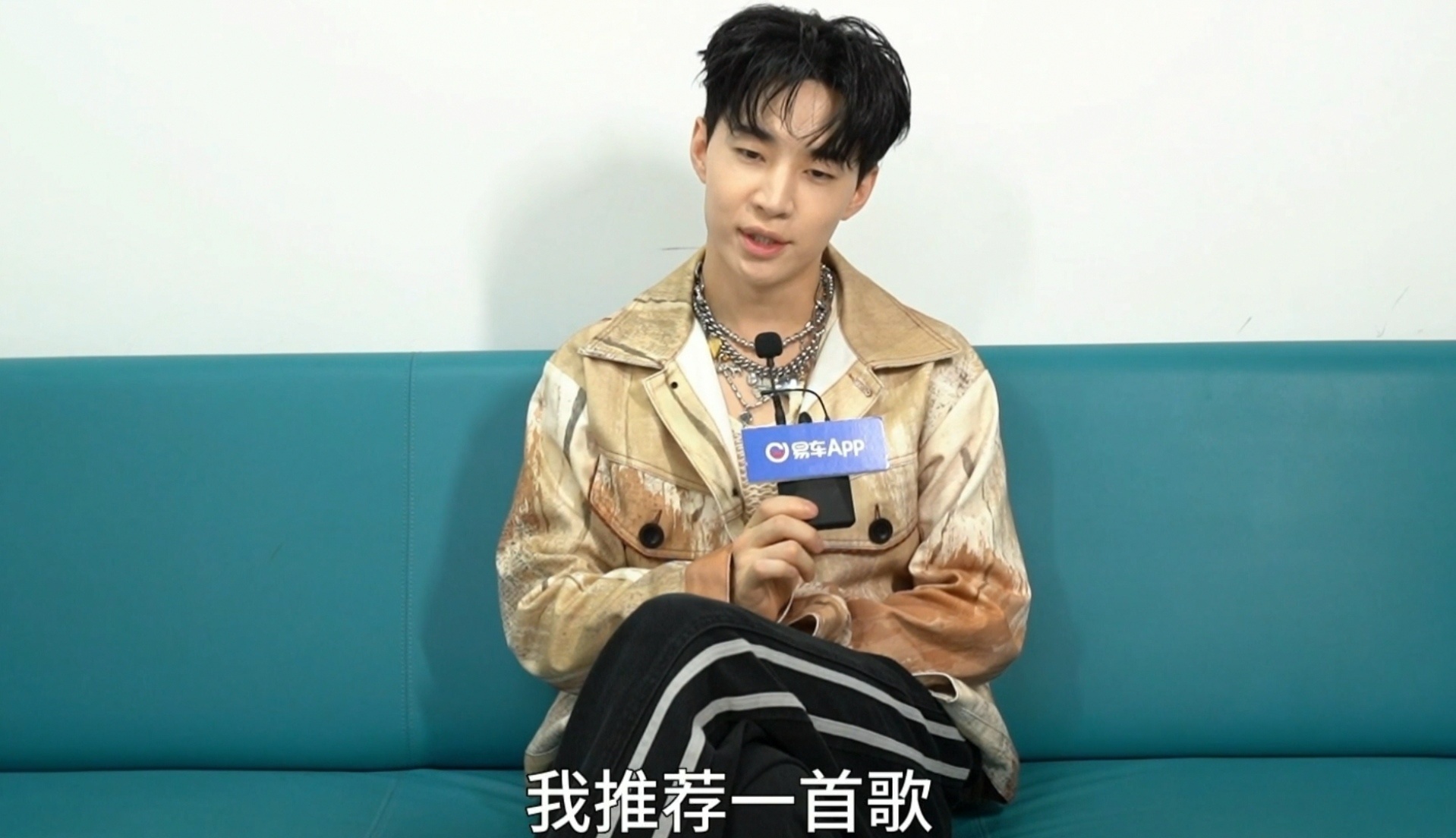 #刘宪华开车歌单是自己的歌# Henry刘宪华透露自己在开车时听的歌单,这真的让