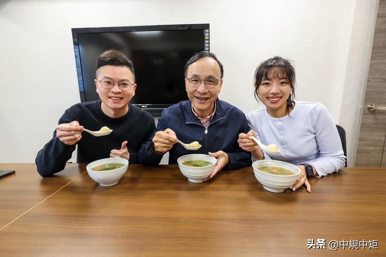 国民党前主席朱立伦，今（3日）在脸书发文表示，今天是正月十五元宵节，也是农历年的