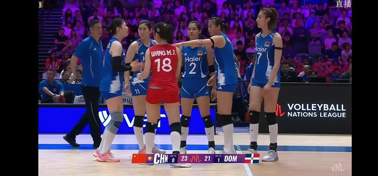 2：3不敌加拿大，1：3输给了多米尼加，中国女排已然失去了凭实力和成绩进总决赛的