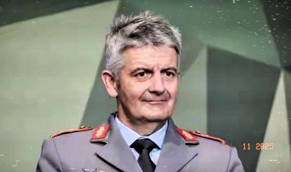 德国已经准备好了和俄罗斯开战！
 德国联合行动司令部司令索尔弗兰克中将最近的表态