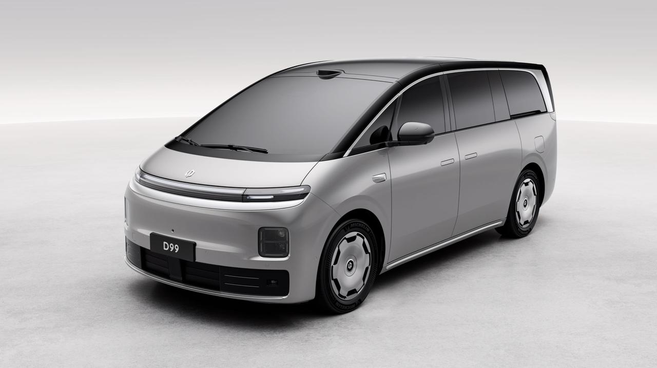 说实话，在见到零跑D99的图片之前，我对零跑的印象还停留在“高性价比”的标签里，