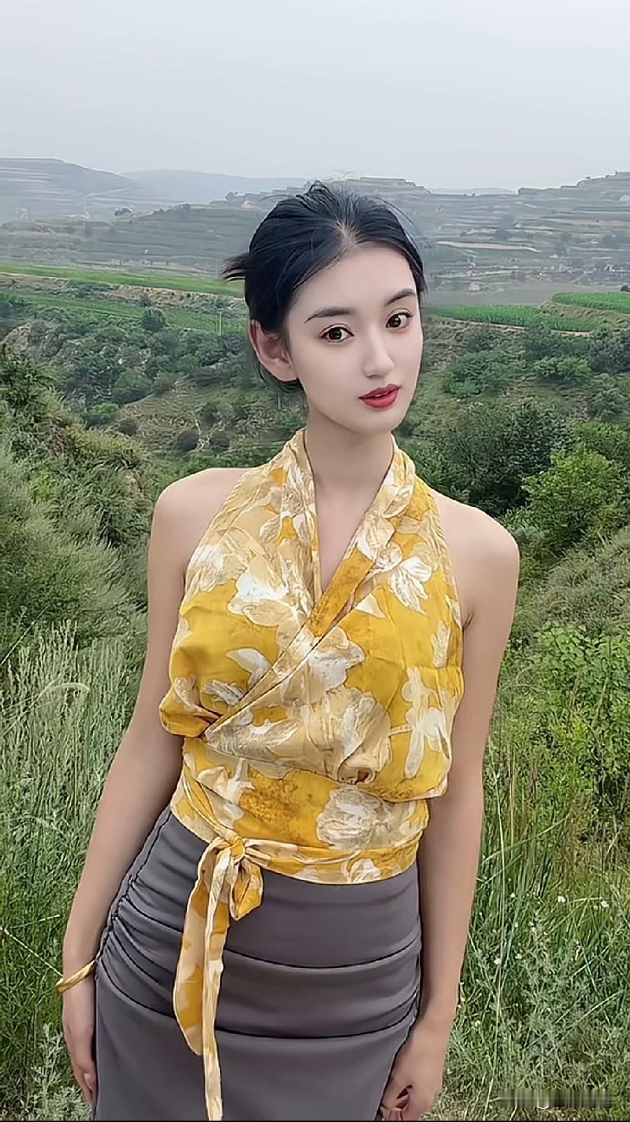 普通绝不等于平庸，人可以一辈子做个普通人，但绝不能沦为精神涣散、随波逐流的人。