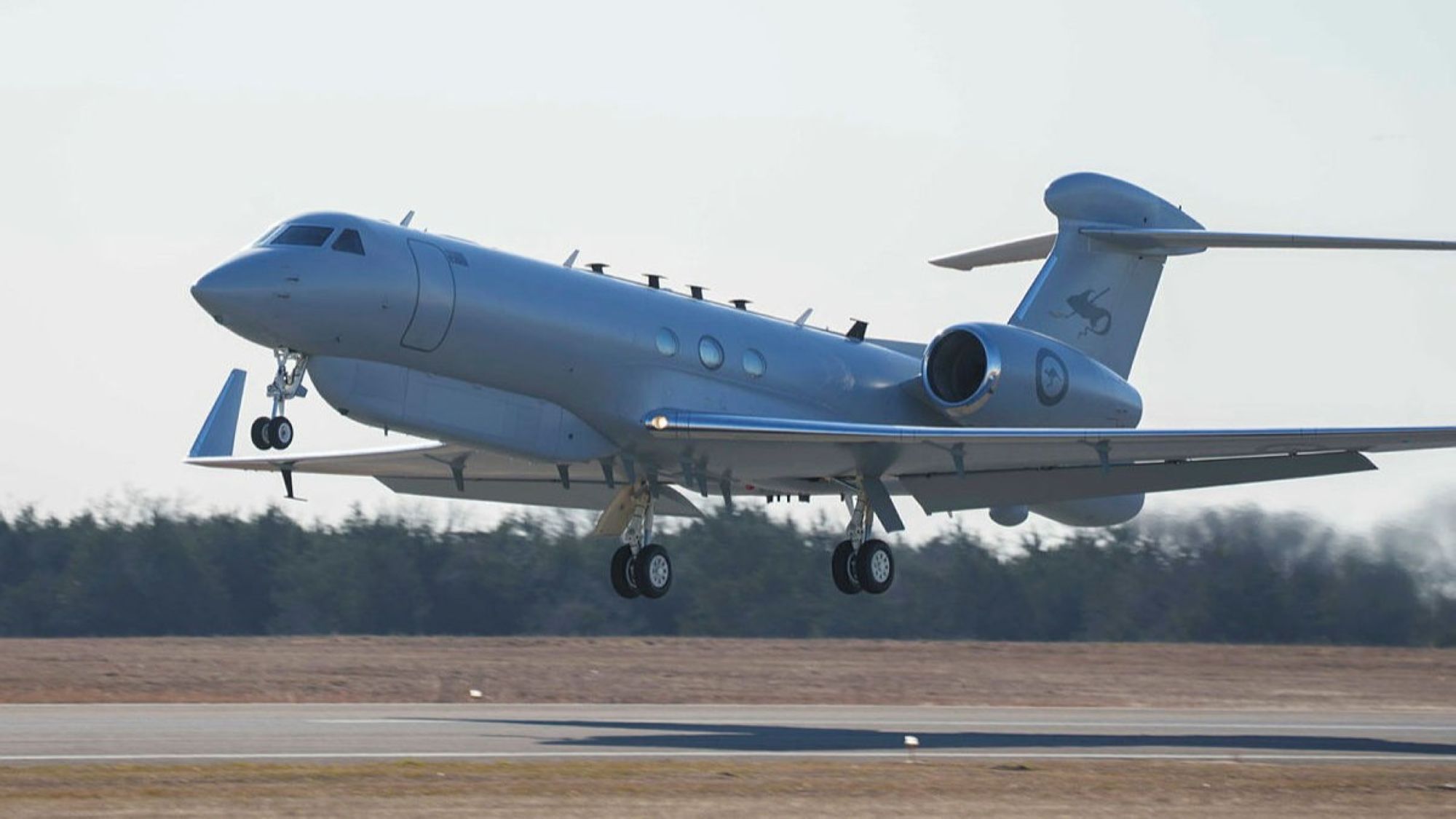 澳大利亚接收首架MC-55A