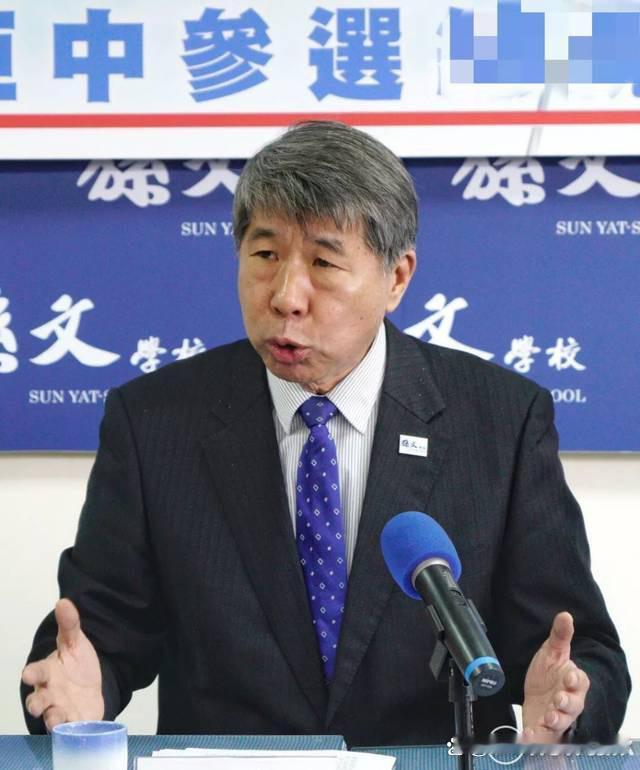 张亚中先生有点直来直去的个性和风格，作为个人我敬佩也赞同，但是，也有可能政治上不