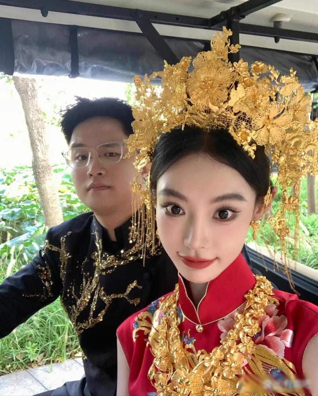 新婚次日沉默对峙，180万存款与奔驰归属成谜，婚礼承诺是否只是场面话？

4月1