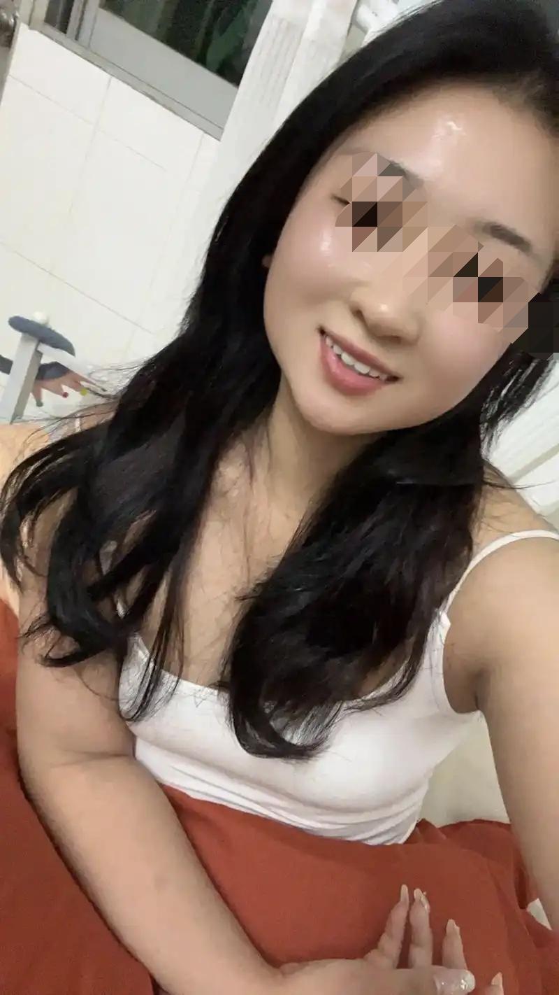 “被白嫖了？”江苏宜兴，42岁的单亲妈妈在游戏里邂逅30岁的“弟弟”，被其“半夜