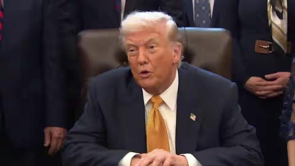 2月5日，核谈判得以恢复。当地时间2月1日，特朗普一边声称希望与伊朗达成协议，一