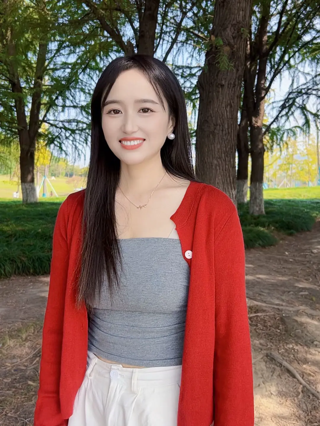 从年少时开始最美，到后来，真心要么输给了生活，要么交给了岁月….