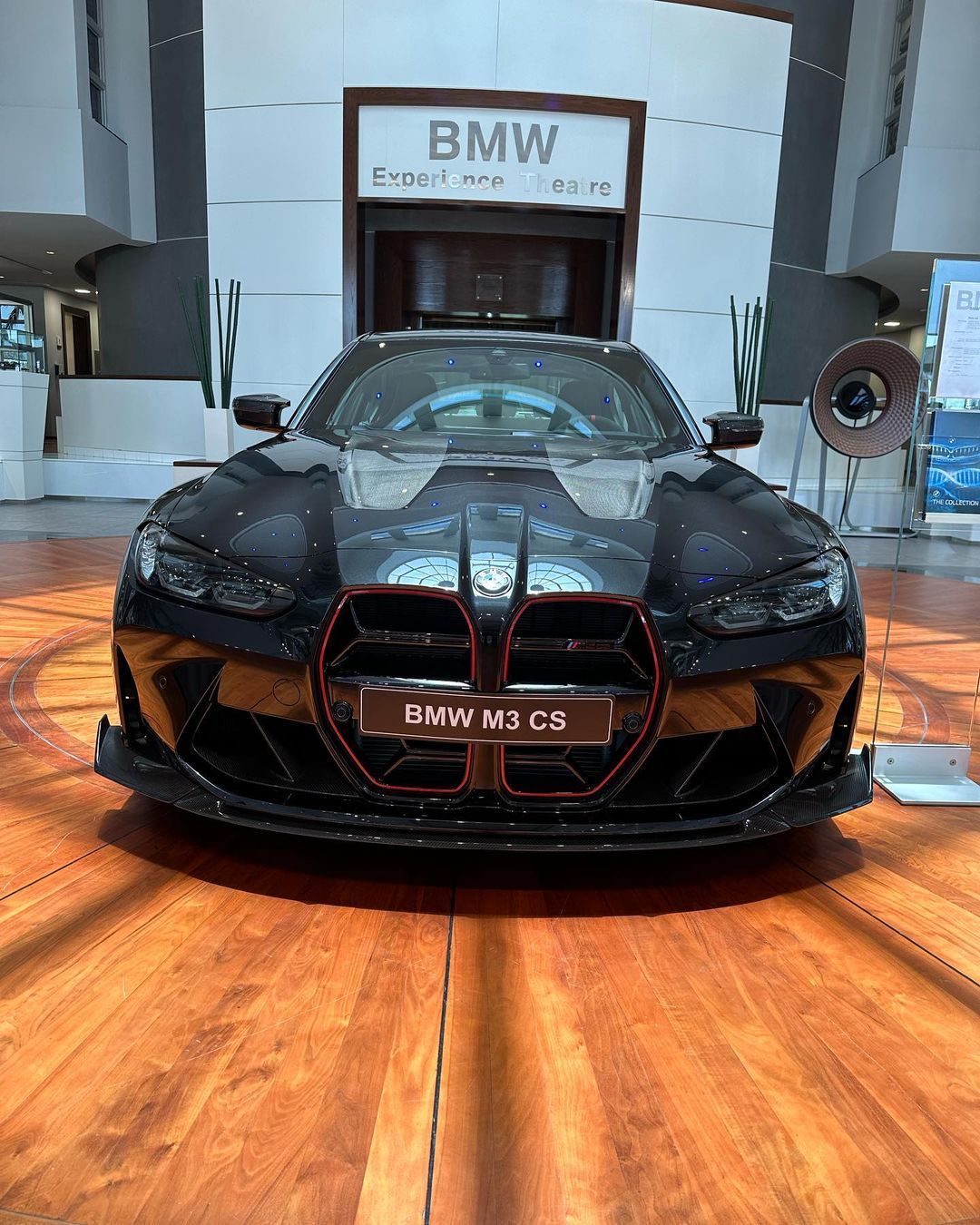 BMW M3 CSIn-line 6 Cylinder550 Hp @ 6250