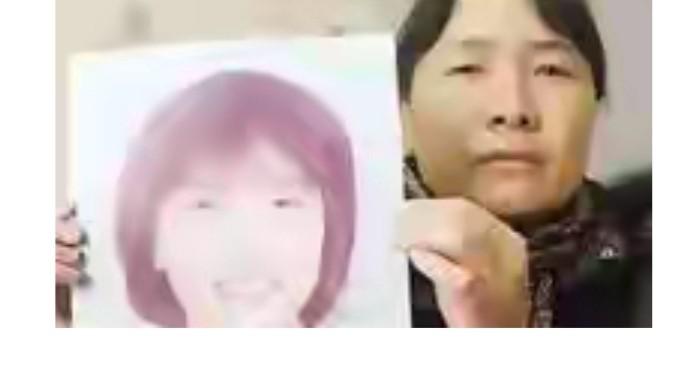 你仔细看过她妈妈手里的遗照没有？那头像一出来，清秀、白皙、骨相平整，165的身高